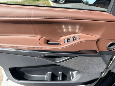 New 2026 Lincoln Navigator Reserve AWD/4WD image 8