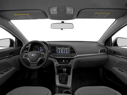 Used 2017 Hyundai Elantra SE FWD image 5