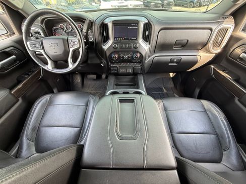 Used 2019 Chevrolet Silverado 1500 LT Trail Boss AWD/4WD image 17