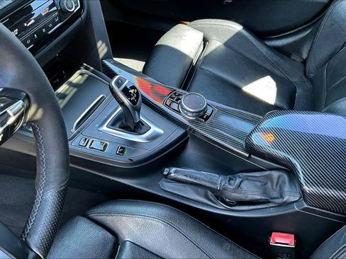 Used 2016 BMW 340i Sedan RWD image 13