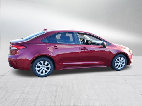 Certified 2025 Toyota Corolla LE image 7