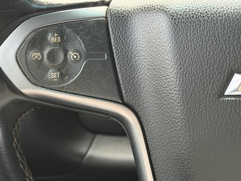 Used 2016 Chevrolet Silverado 1500 LT AWD/4WD image 25