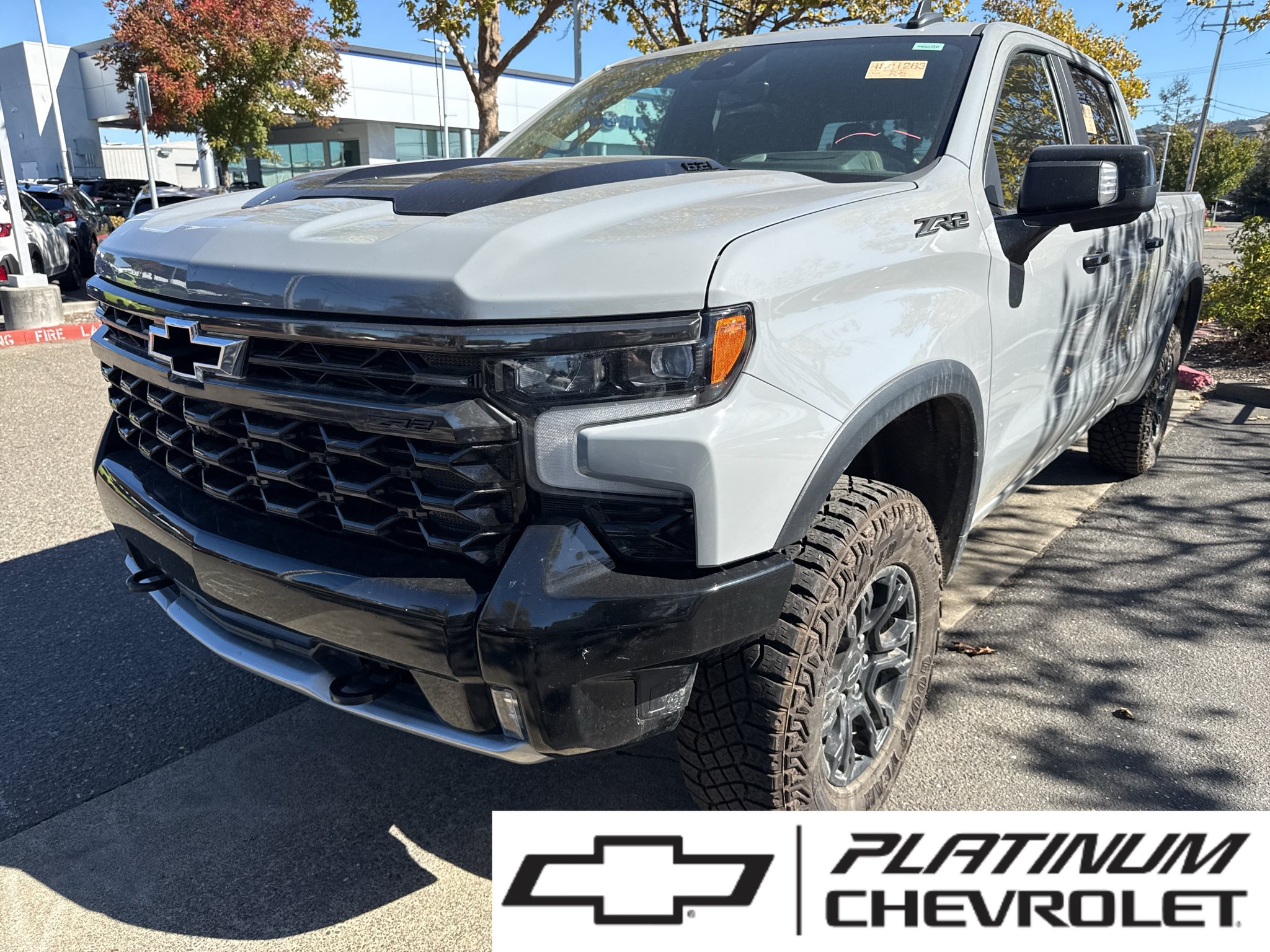 Used 2024 Chevrolet Silverado 1500 ZR2 w/ Technology Package AWD/4WD image 1