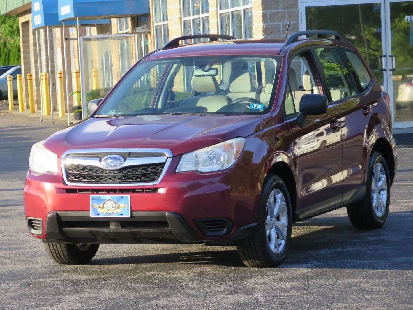 Used 2015 Subaru Forester 2.5i w/ Alloy Wheel Package AWD/4WD image 1