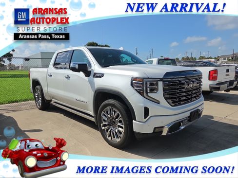 Used 2023 GMC Sierra 1500 Denali Ultimate AWD/4WD image 3