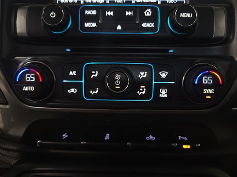 Used 2015 Chevrolet Silverado 1500 LTZ w/ LTZ Plus Package AWD/4WD image 19