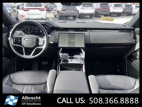 Used 2025 Land Rover Range Rover Sport SE image 24