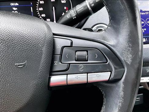 Used 2023 Cadillac XT4 Luxury image 21