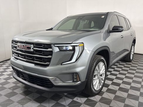 New 2026 GMC Acadia Elevation w/ Elevation Premium Package image 3