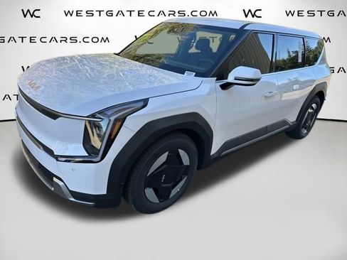 New 2026 Kia EV9 Light image 2