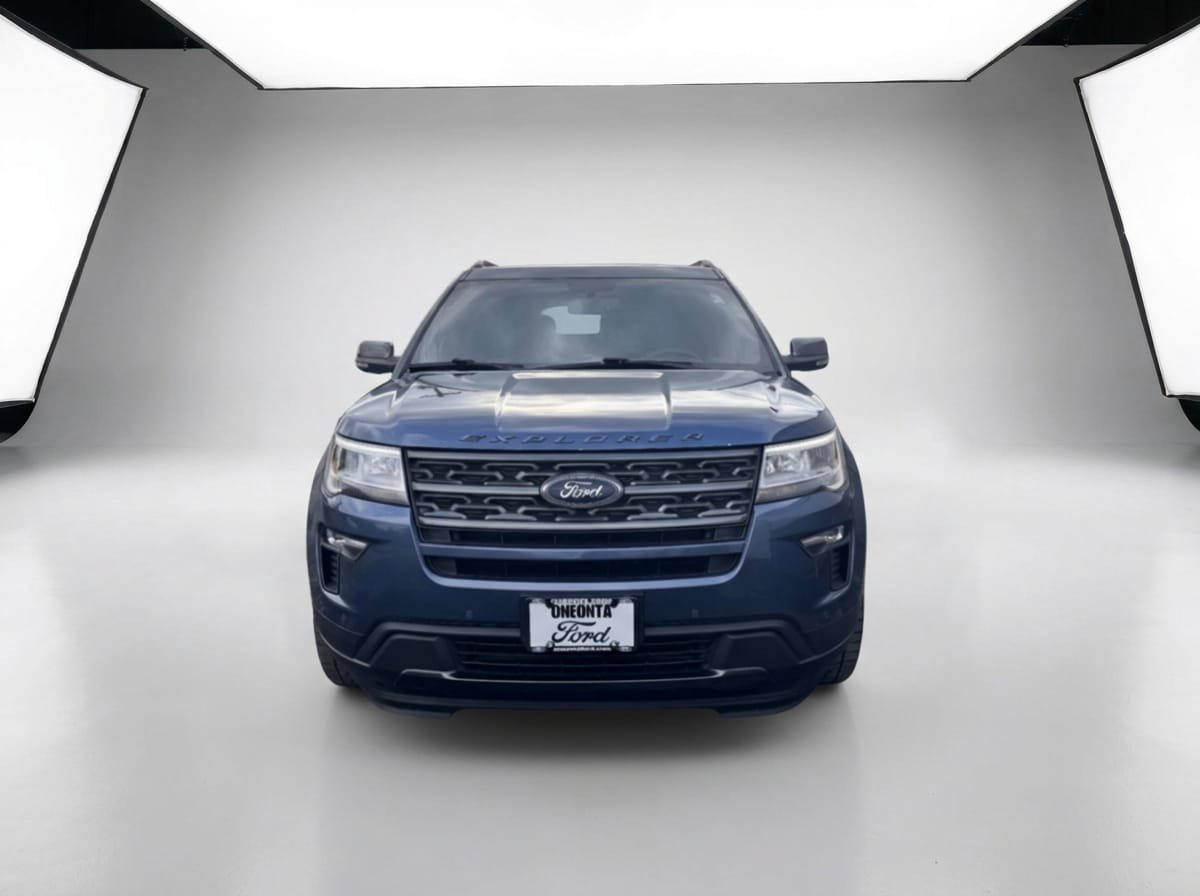 Used 2019 Ford Explorer XLT w/ Equipment Group 202A AWD/4WD image 1