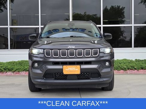 Certified 2022 Jeep Compass Latitude w/ Sun and Sound Group AWD/4WD image 2