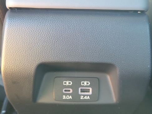 Certified 2024 Subaru Crosstrek 2.0i Premium image 19