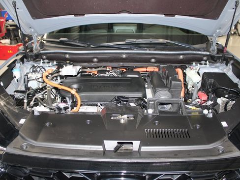 Used 2023 Honda CR-V Sport Touring image 14