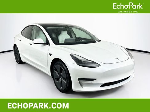 Used 2021 Tesla Model 3 Standard Range Plus RWD image 1