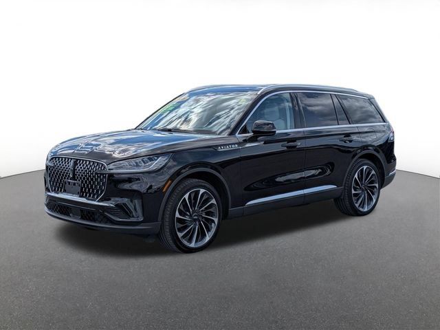 Used 2026 Lincoln Aviator Reserve w/ Luxury Package AWD/4WD image 5