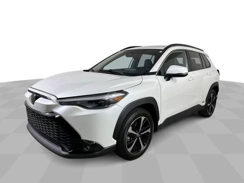 Used 2024 Toyota Corolla Cross AWD Hybrid w/ Convenience Package image 4