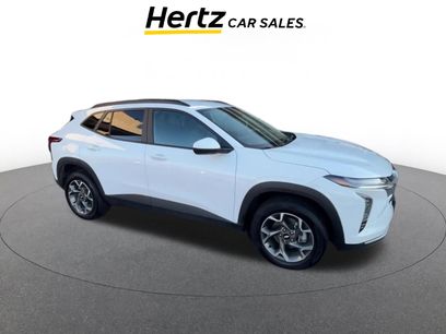 Used 2025 Chevrolet Trax LT w/ LT Convenience Package