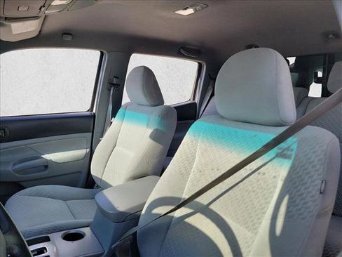 Used 2011 Toyota Tacoma 4x4 Double Cab image 13