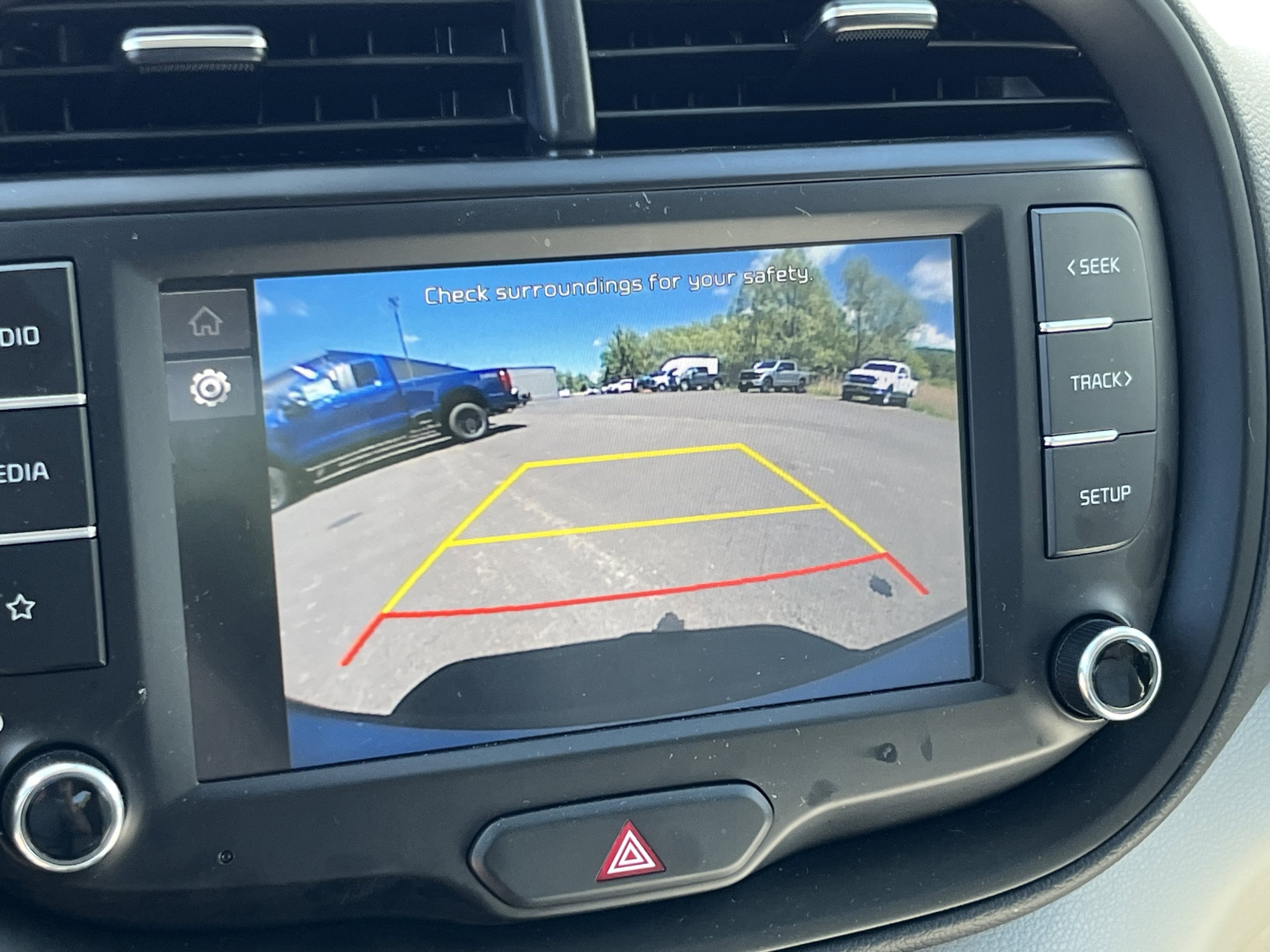 Used 2025 Kia Soul LX FWD image 25