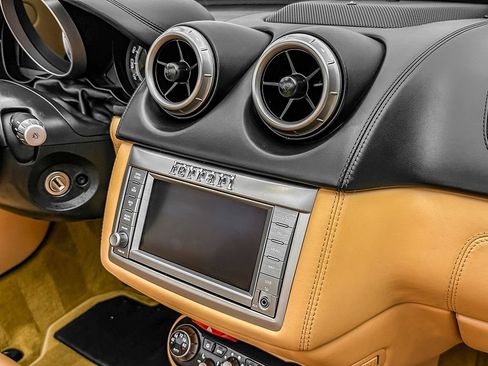 Certified 2010 Ferrari California RWD image 20