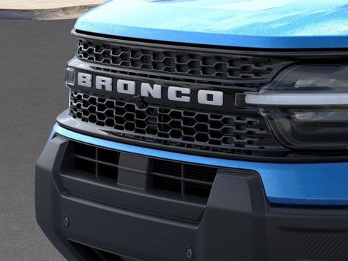 New 2026 Ford Bronco Sport Outer Banks AWD/4WD image 18