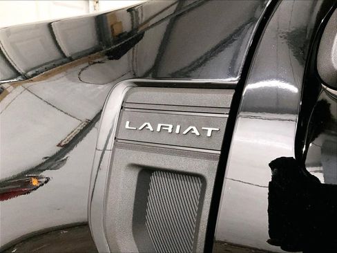 Used 2022 Ford Maverick Lariat w/ Lariat Luxury Package AWD/4WD image 13