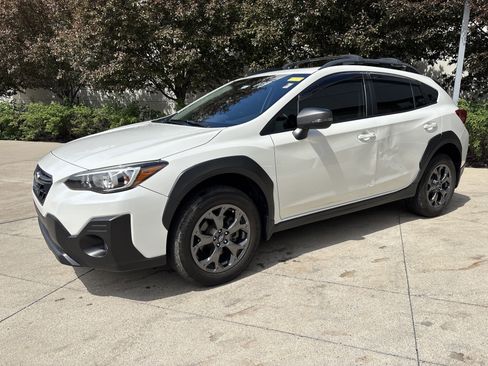 Used 2021 Subaru Crosstrek 2.5i Sport w/ Moonroof Package AWD/4WD image 3