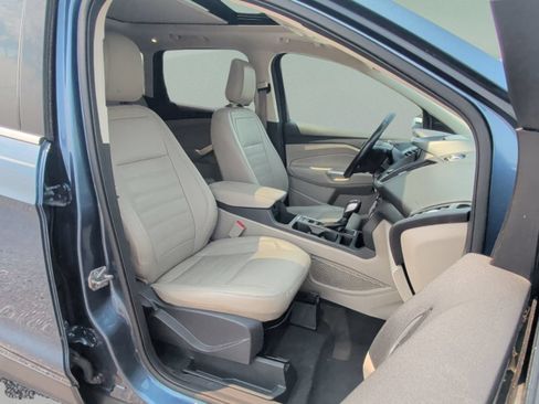 Used 2018 Ford Escape SEL w/ Ford Safe & Smart Package FWD image 40
