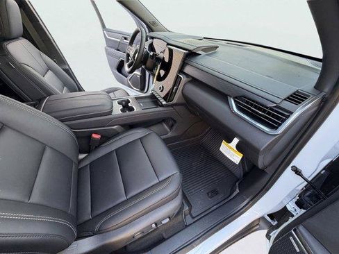 New 2026 GMC Acadia Elevation w/ Elevation Premium Package image 33