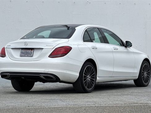 Used 2019 Mercedes-Benz C 300 4MATIC Sedan image 3