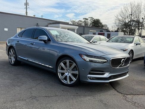Used 2017 Volvo S90 T6 Inscription w/ Vision Package image 3