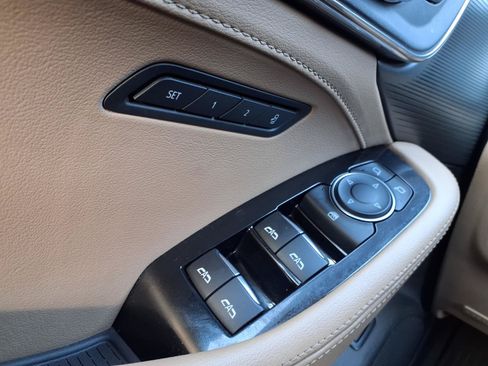 Used 2025 Cadillac CT5 Premium Luxury w/ Sun And Sound Package AWD/4WD image 19