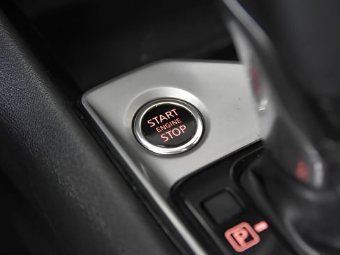 Used 2024 Nissan Altima 2.5 SV FWD image 30