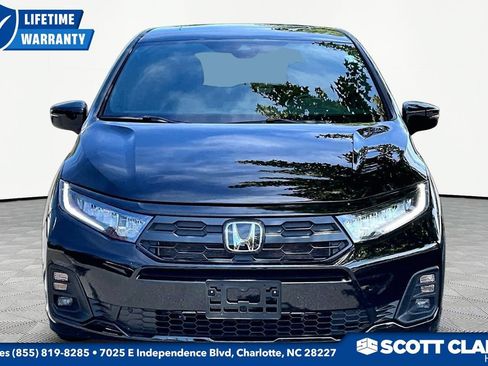 Used 2025 Honda Odyssey Sport-L image 2
