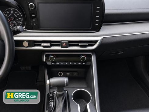 Used 2024 Kia K5 GT-Line w/ GT-Line Premium Package FWD image 8