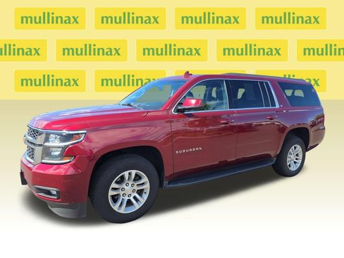 Used 2017 Chevrolet Suburban LT AWD/4WD image 14