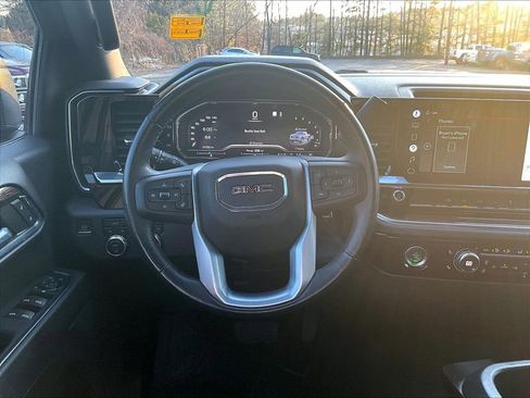 Certified 2022 GMC Sierra 1500 Elevation image 12