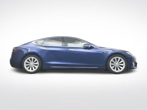 Used 2019 Tesla Model S Standard Range AWD/4WD image 34