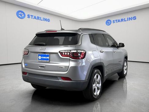 Used 2020 Jeep Compass Latitude FWD image 8