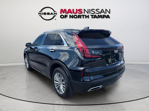 Used 2024 Cadillac XT4 Premium Luxury FWD image 6