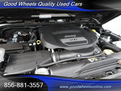 Used 2017 Jeep Wrangler Unlimited Sahara AWD/4WD image 21