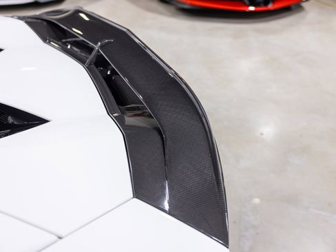 Used 2019 Lamborghini Aventador S image 18