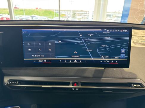 New 2026 BMW iX xDrive45 w/ M Sport Package image 26