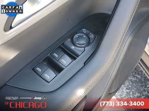 Used 2025 Chevrolet Blazer LT FWD image 19