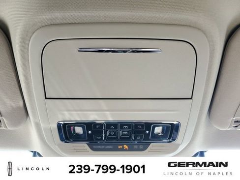 New 2026 Lincoln Corsair Reserve image 32