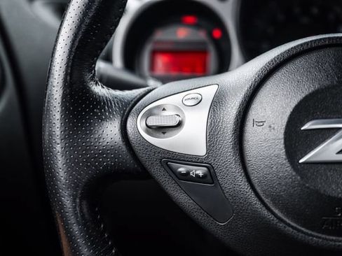 Used 2013 Nissan 370Z Coupe RWD image 51