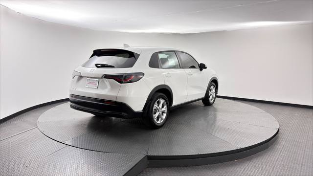 Used 2023 Honda HR-V LX image 8