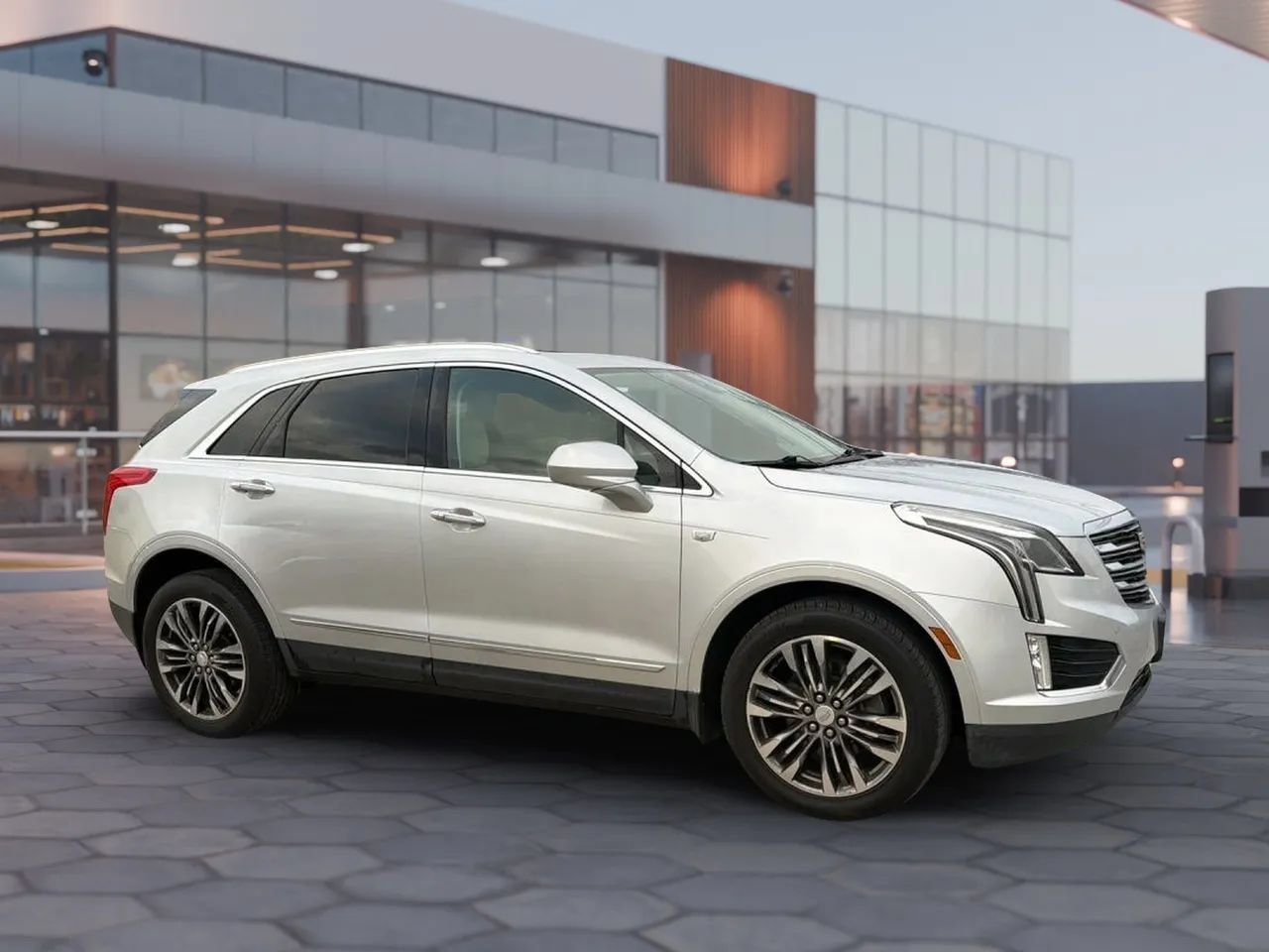 Used 2017 Cadillac XT5 Premium Luxury FWD image 14