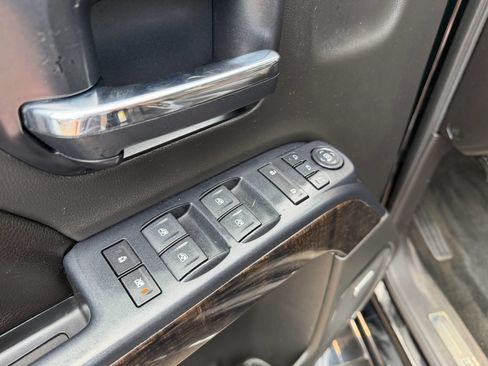 Used 2014 GMC Sierra 1500 Denali w/ Driver Alert Package AWD/4WD image 17